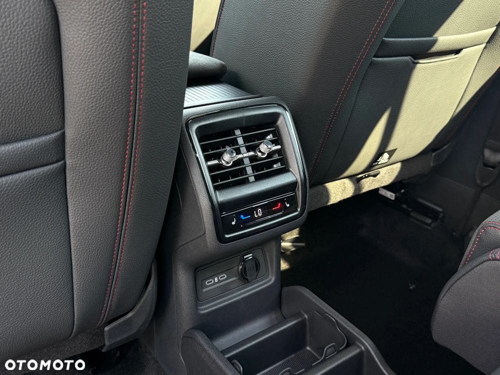 Skoda Kodiaq 2.0 TSI 4x4 DSG RS - 11