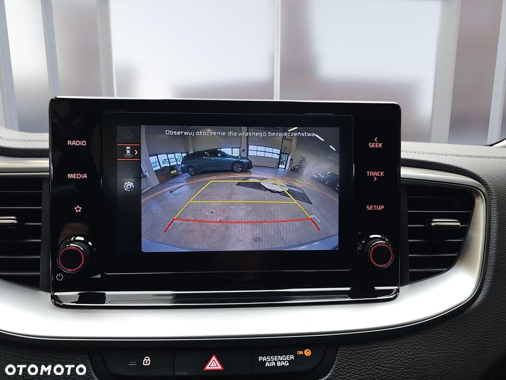 Kia Ceed 1.5 T-GDI M - 17
