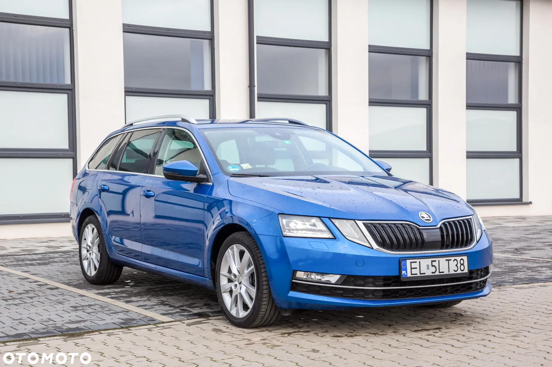 Skoda Octavia 2.0 TDI Ambition DSG - 5