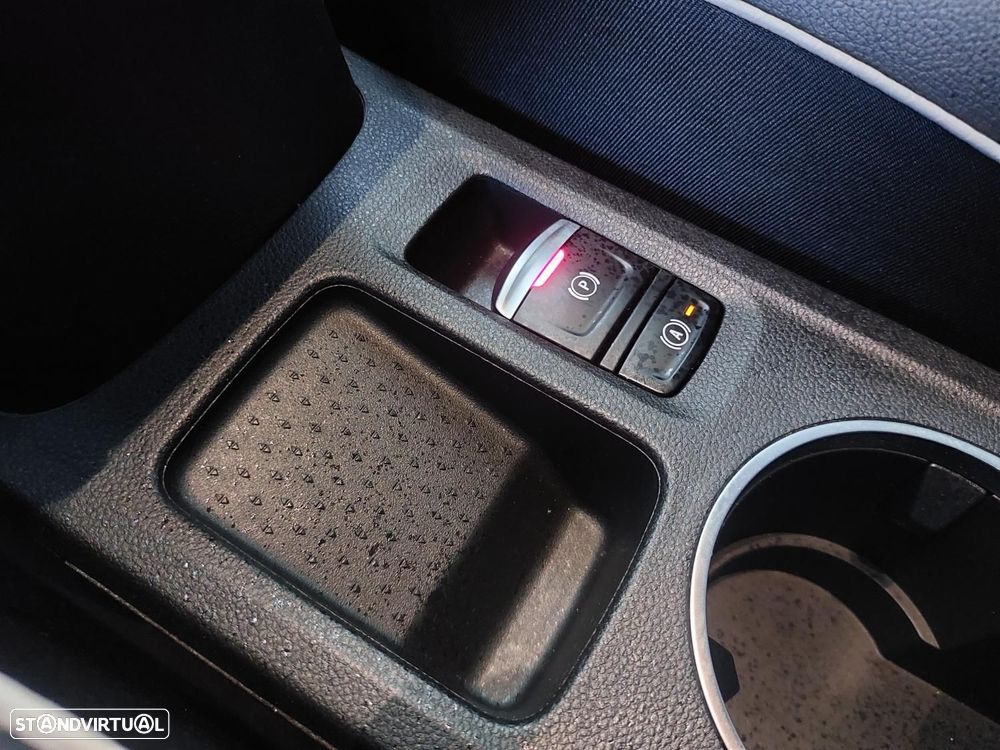 Renault Captur 1.0 TCe Intens - 37