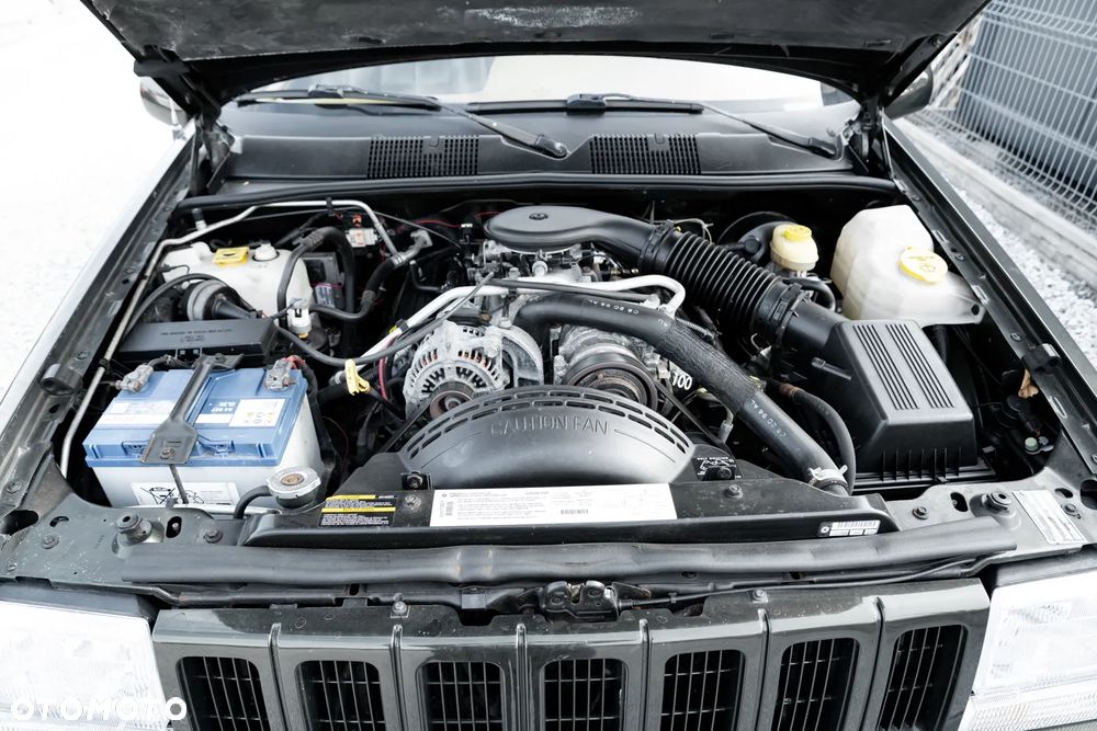 Jeep Grand Cherokee - 39