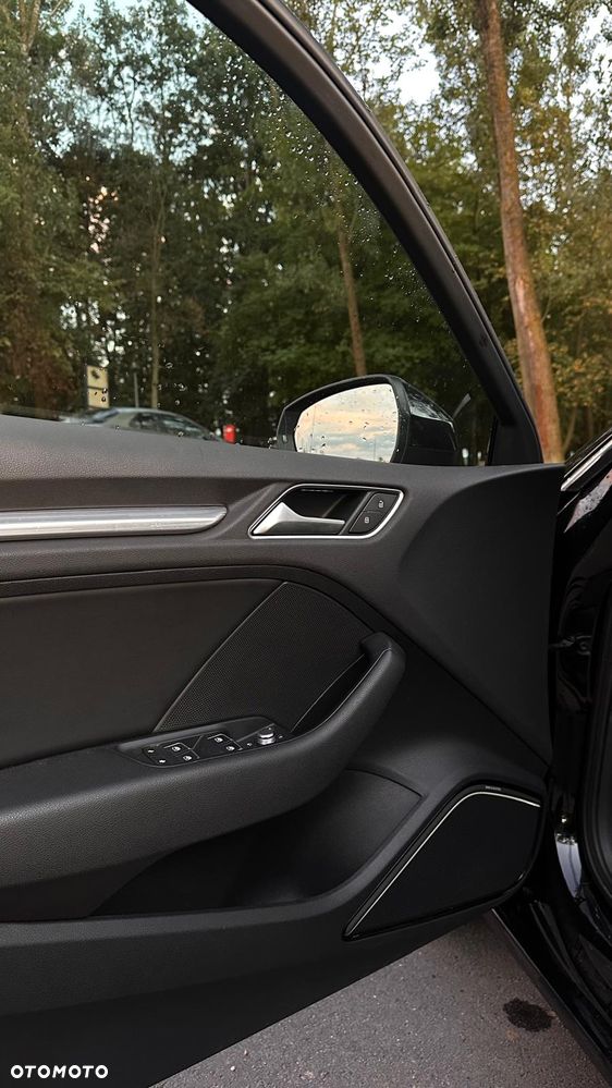 Audi A3 Sportback 2.0 TDI S tronic - 10