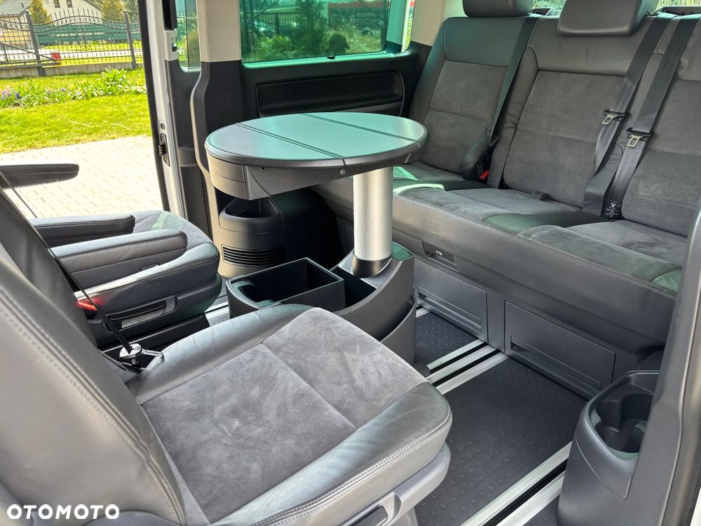Volkswagen Multivan - 7