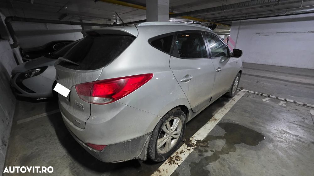 HYUNDAI ix35 2011 — imagine 8
