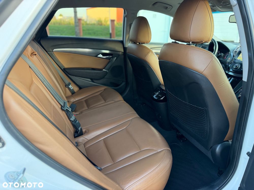 Hyundai i40 - 19
