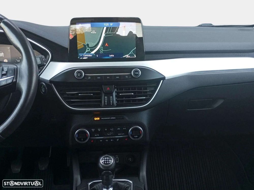 Ford Focus 1.0 EcoBoost Titanium - 8