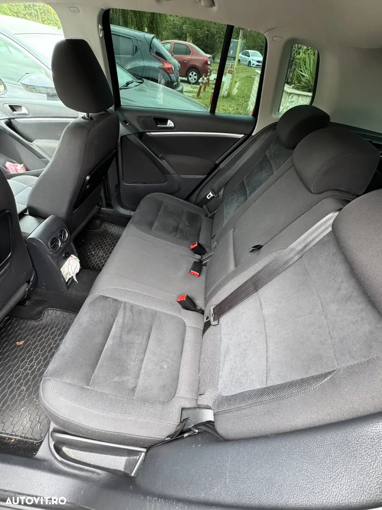Volkswagen Tiguan - 13
