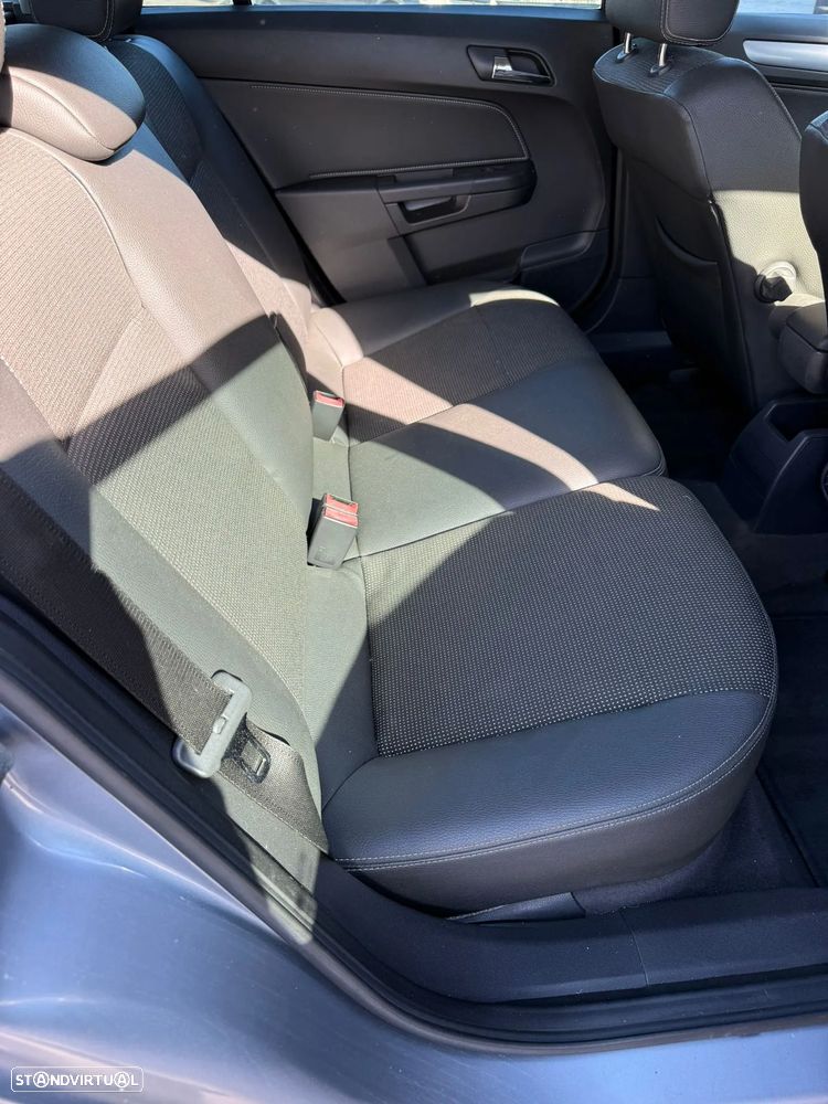 Opel Astra Caravan 1.3 CDTi Enjoy - 17