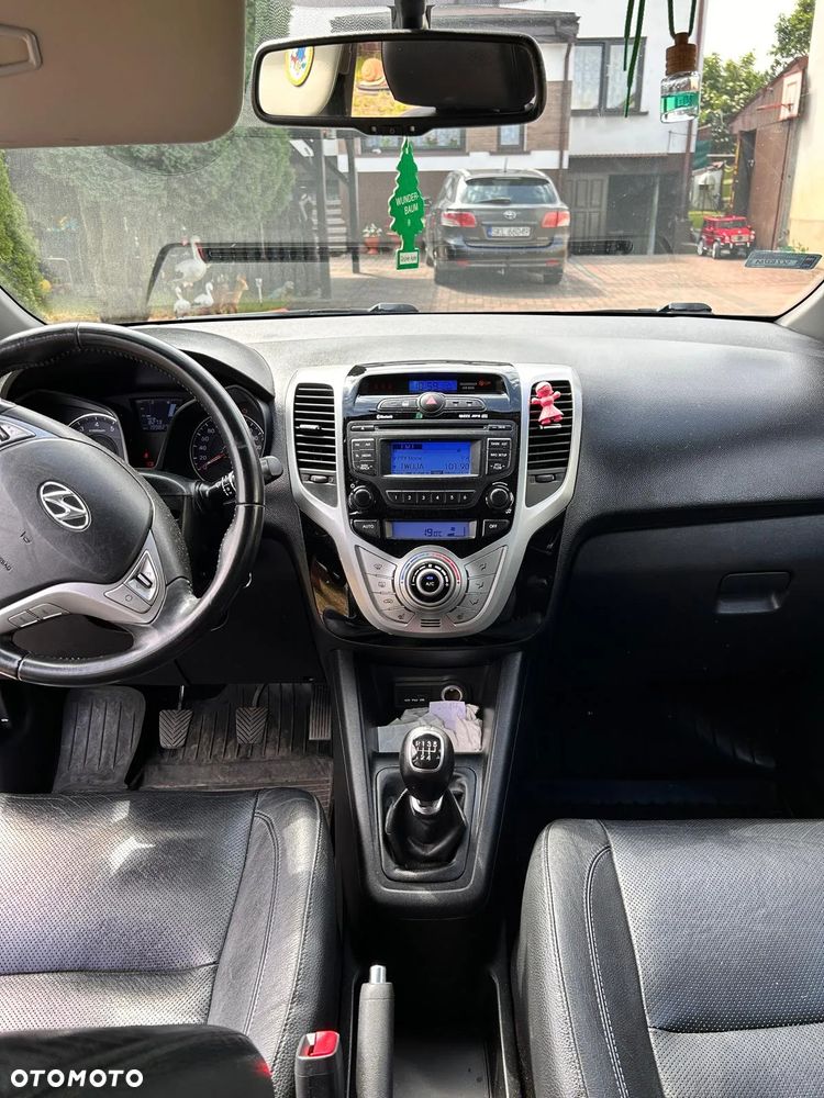 Hyundai ix20 1.4 Premium blue - 11