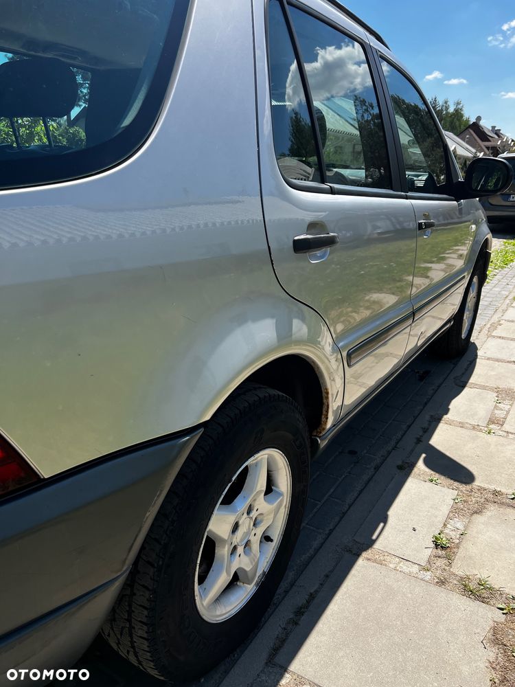 Mercedes-Benz ML - 10