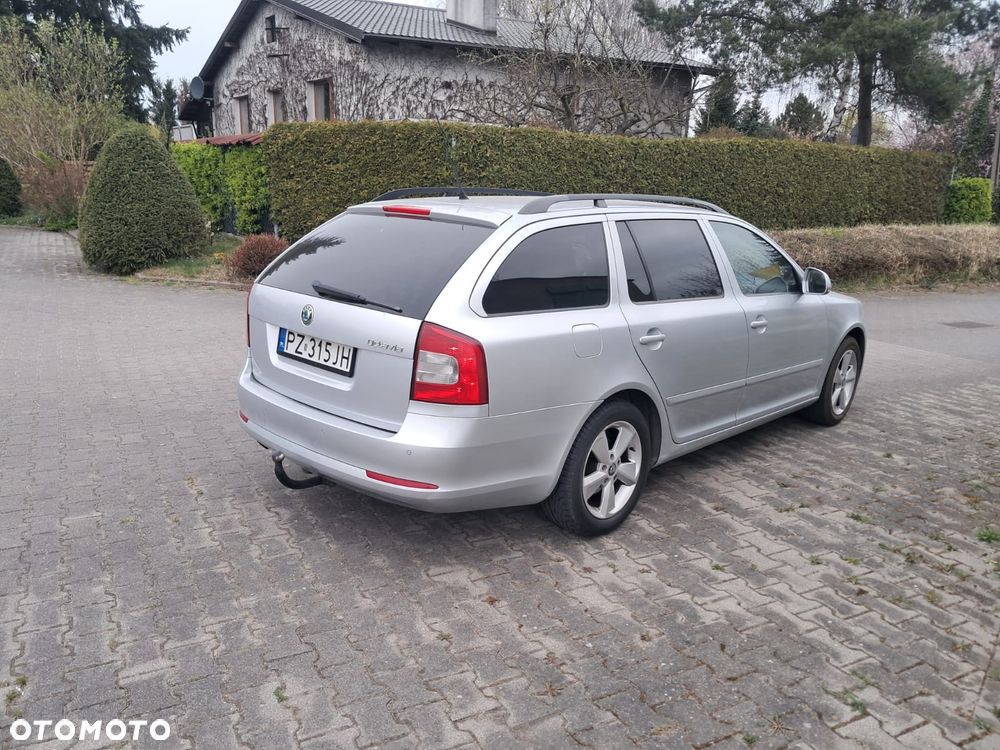 Skoda Octavia 1.8 TSI IMPULS EDITION - 4