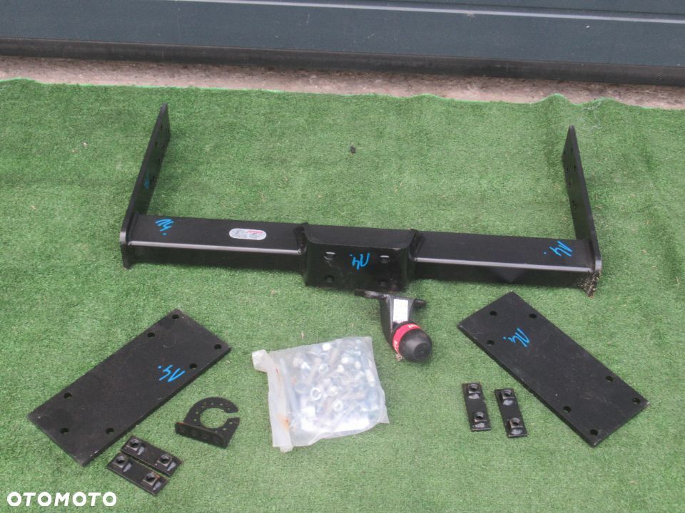 BELKA HAK HOLOWNICZY MERCEDES SPRINTER W906 2006- - 3