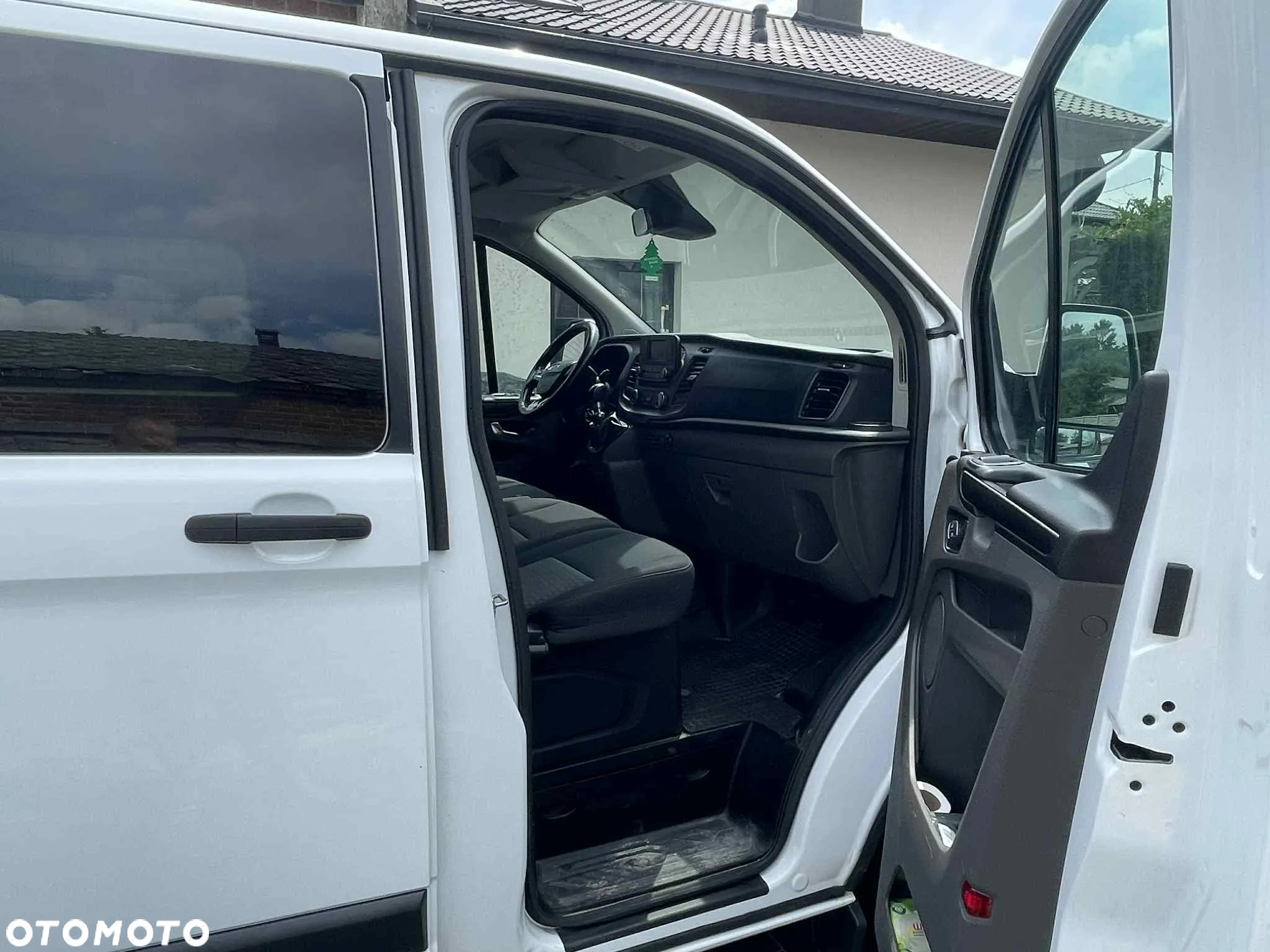 Ford Transit Custom - 8