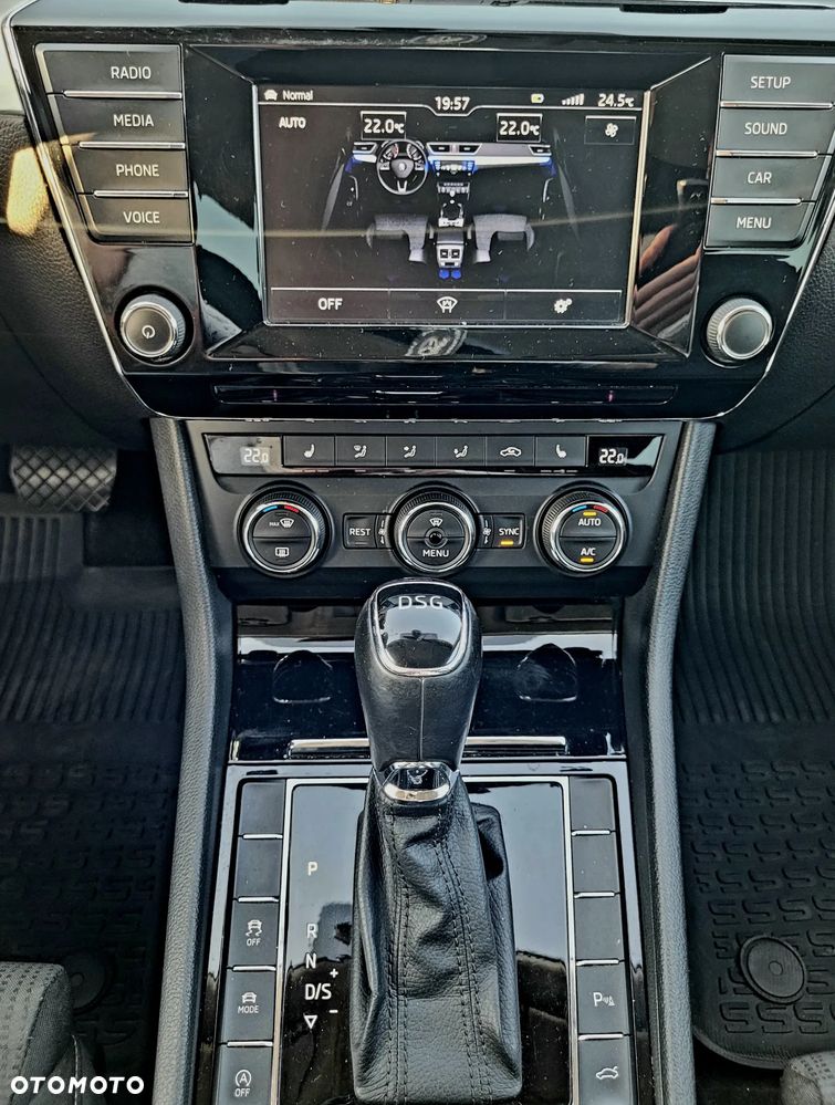 Skoda Superb 2.0 TSI Ambition DSG - 20
