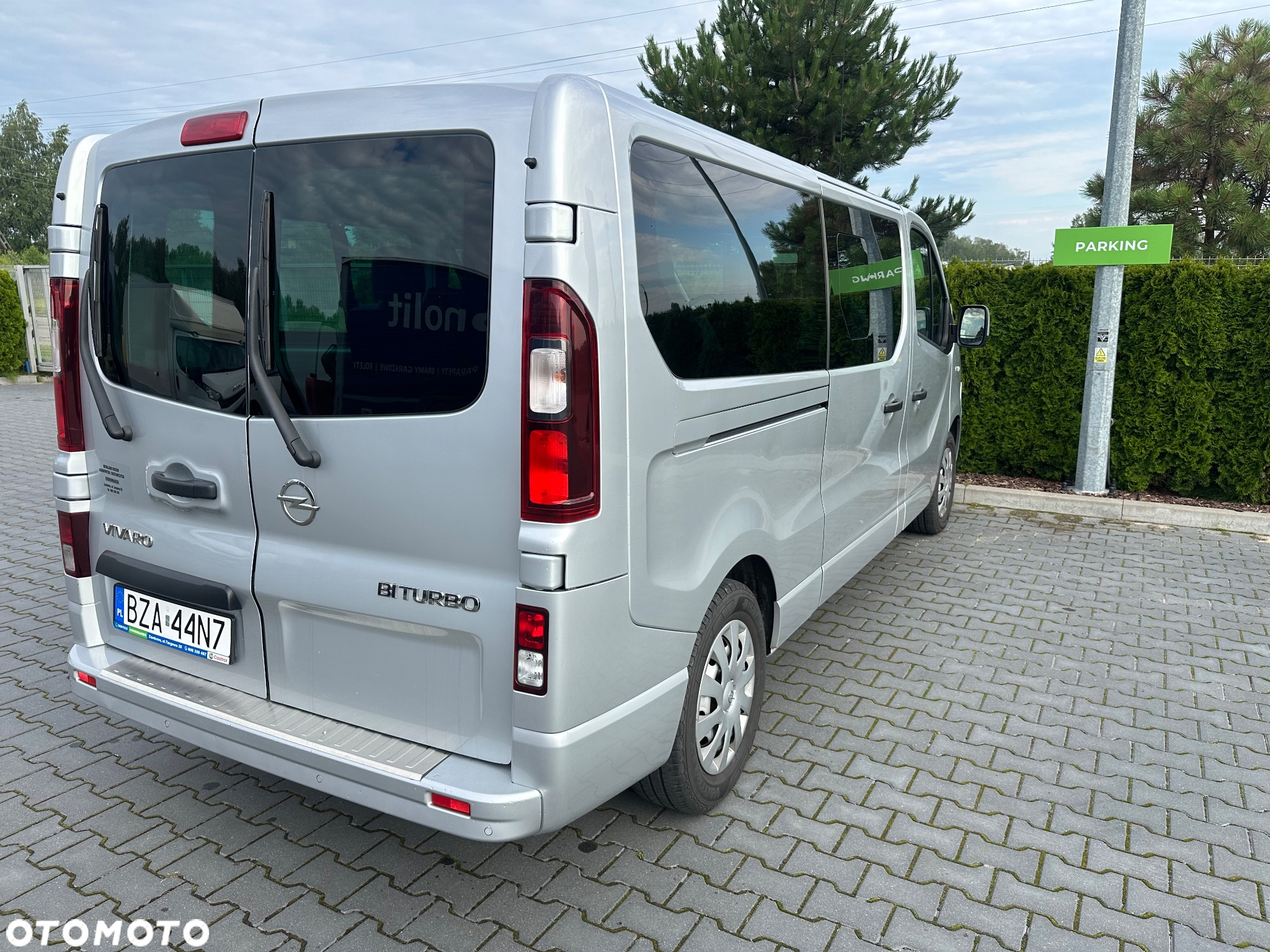 Opel Vivaro L2H1 2,9t Edition - 4