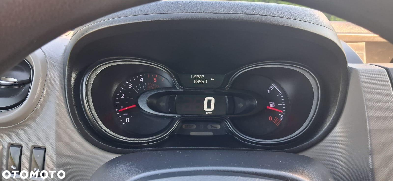 Renault Trafic - 9
