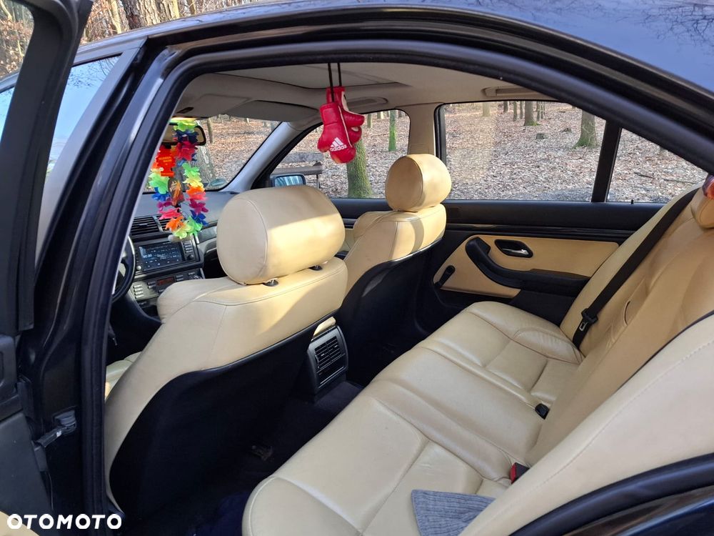BMW Seria 5 - 15