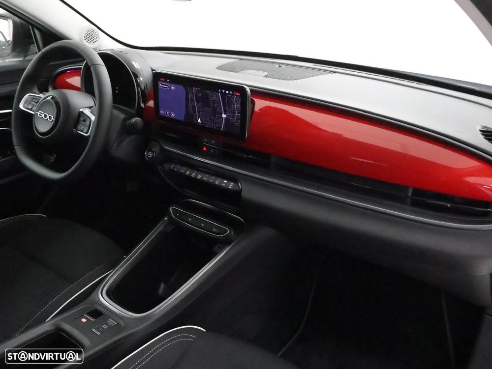 Fiat 600e 54 kWh (RED) - 4