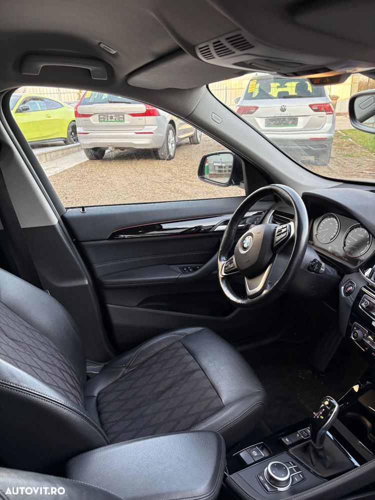 BMW X1 xDrive20i AT xLine - 8