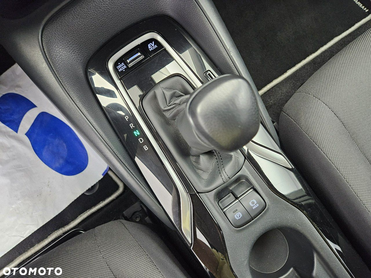 Toyota Corolla - 18