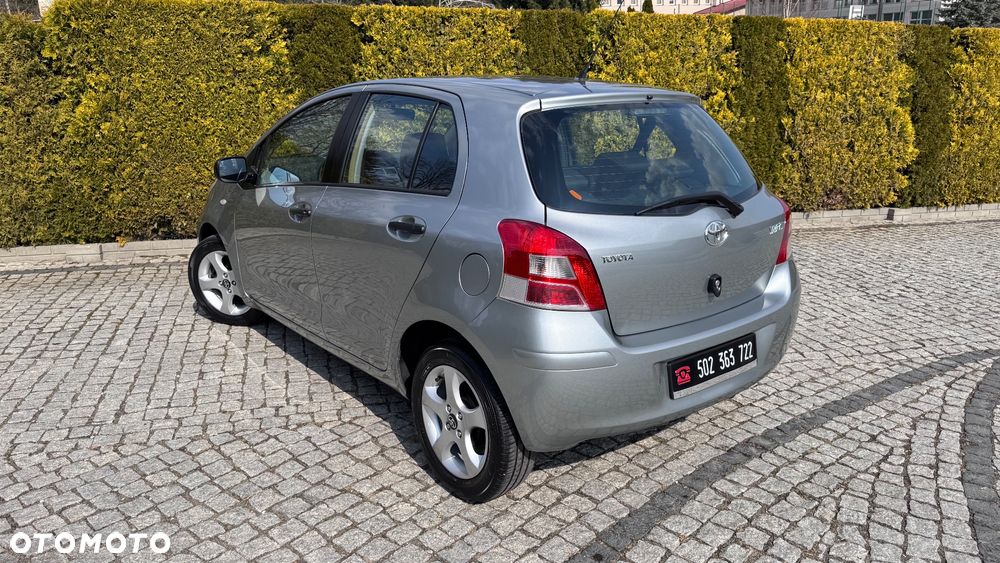 Toyota Yaris 1.33 VVT-i Cool+ - 15