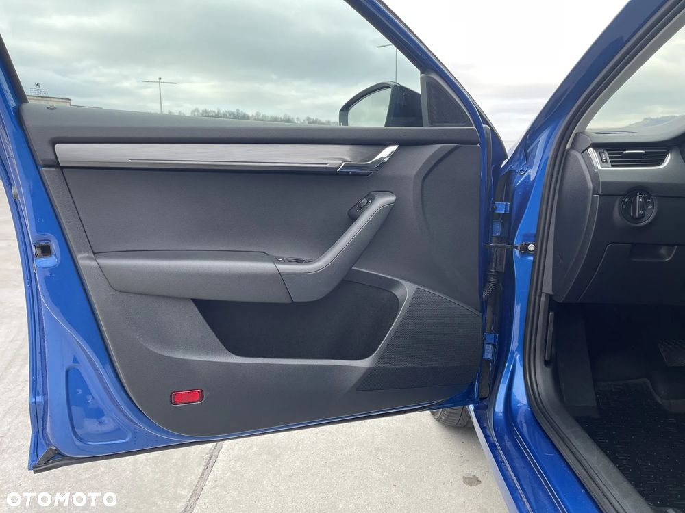 Skoda Octavia 2.0 TSI 4x4 Ambition DSG - 10