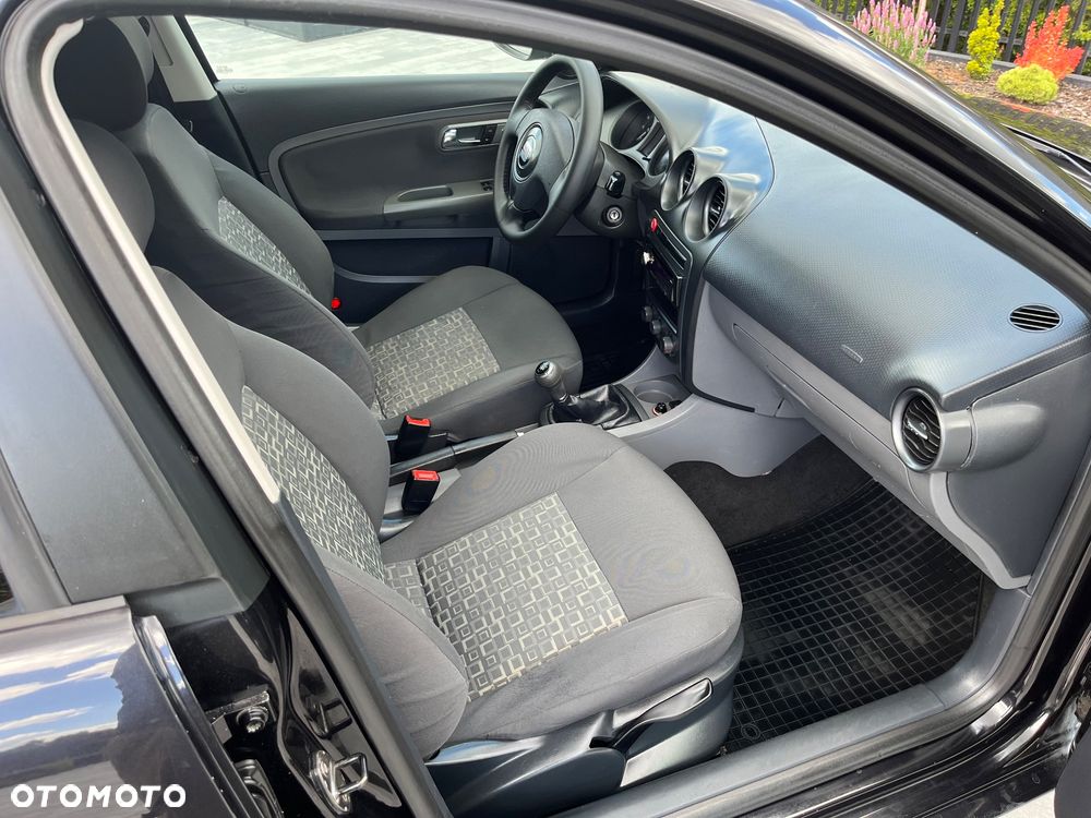 Seat Ibiza 1.4 16V Passion - 13