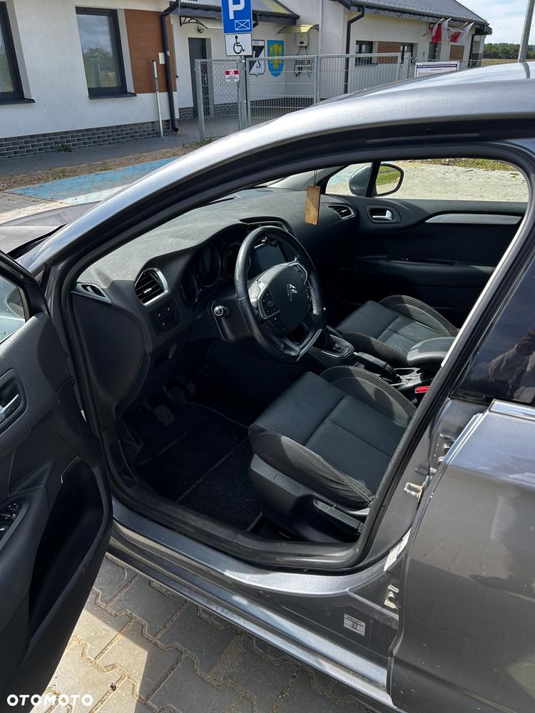 Citroën C4 HDi 90 Attraction - 5