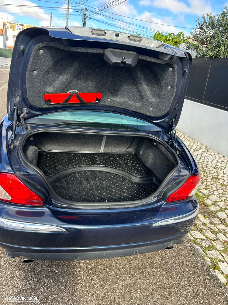 Jaguar X-Type 3.0 V6 Executive - 6