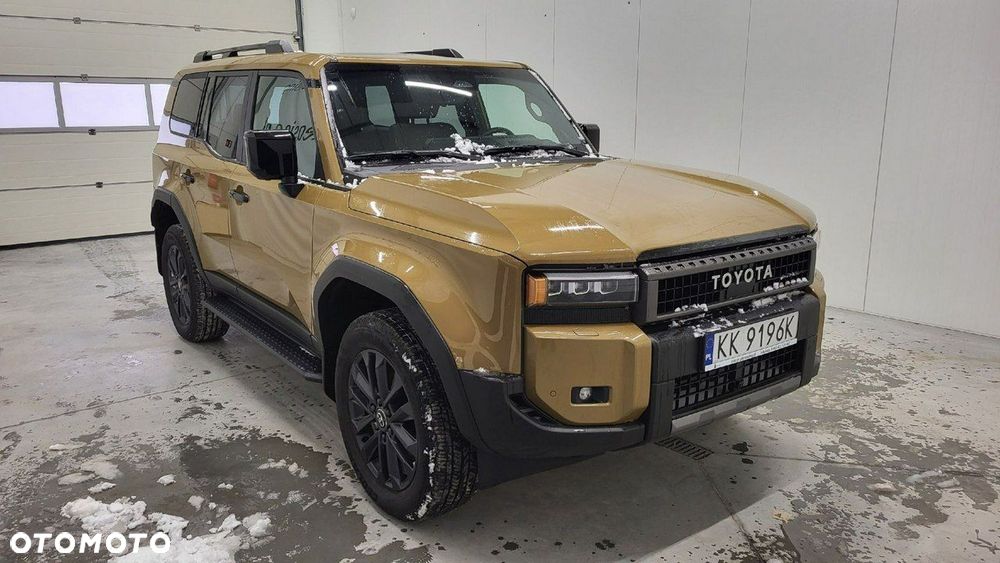 Toyota Land Cruiser - 3
