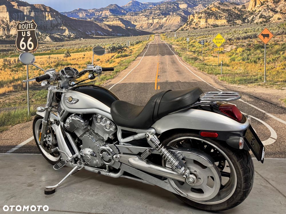 Harley-Davidson V-Rod Street Rod - 8