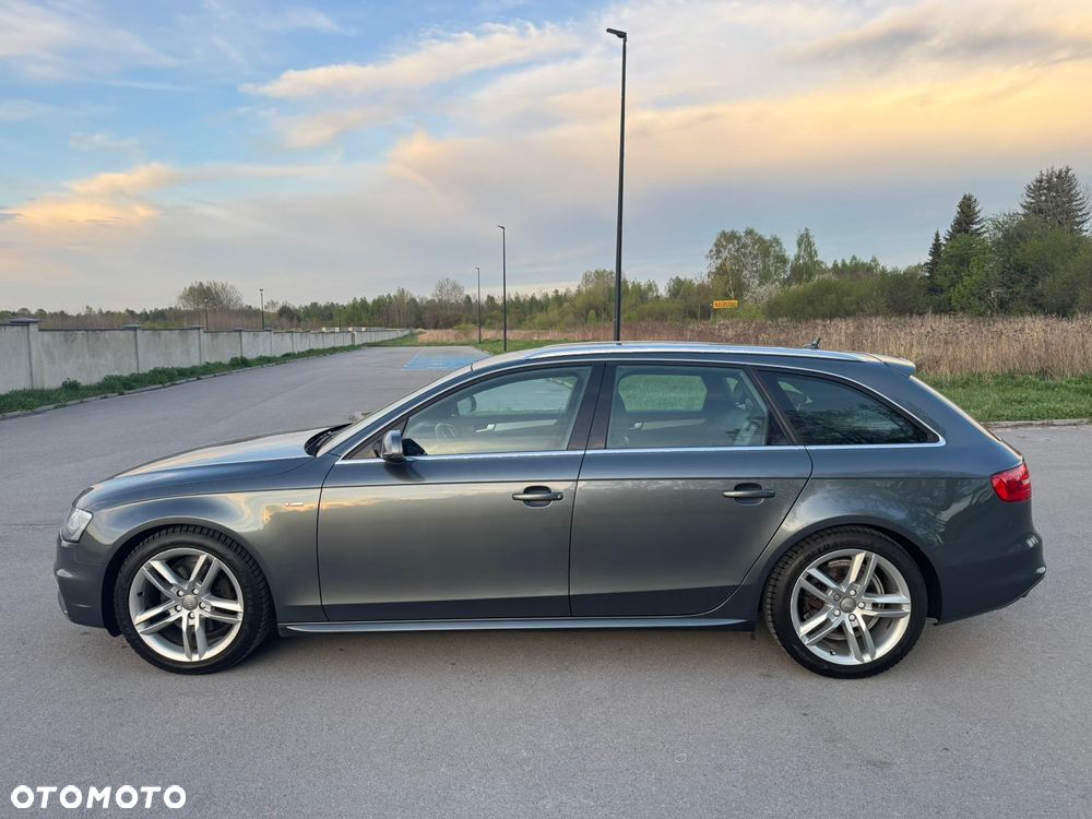 Audi A4 Avant - 33