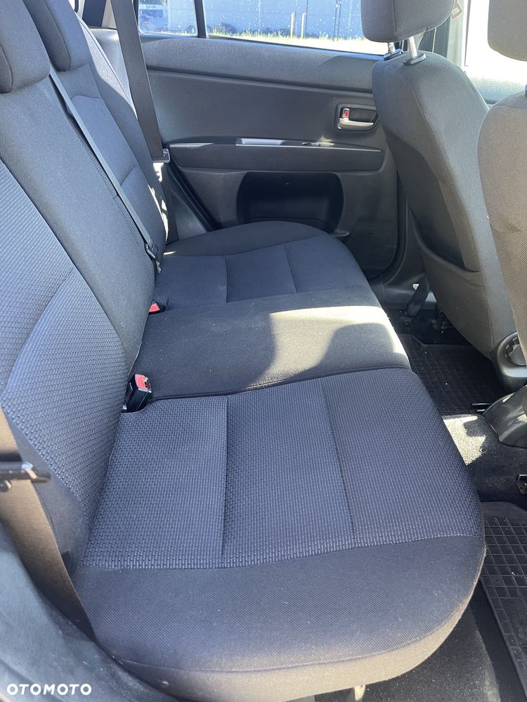 Mazda 2 - 5
