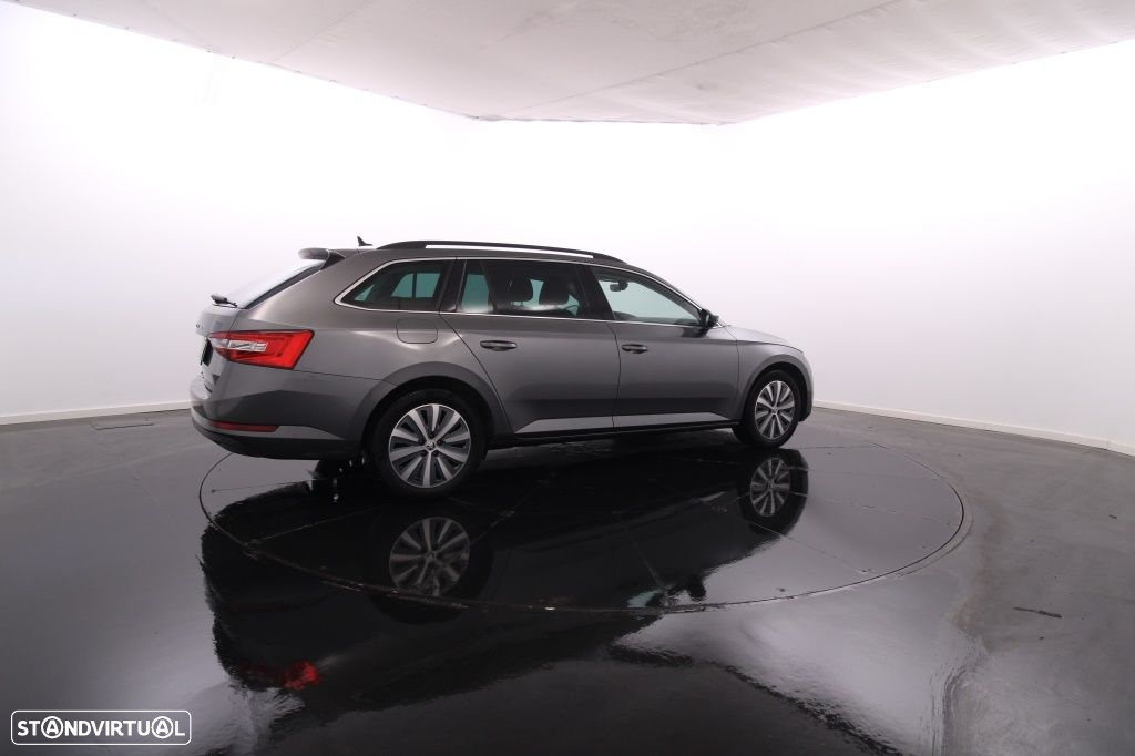 Skoda Superb Break 2.0 TDI Ambition - 8