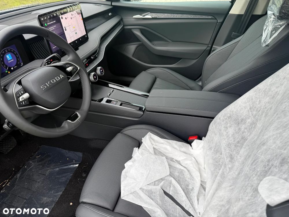 Skoda Superb 1.5 TSI Plug-in Hybrid Drive DSG - 8