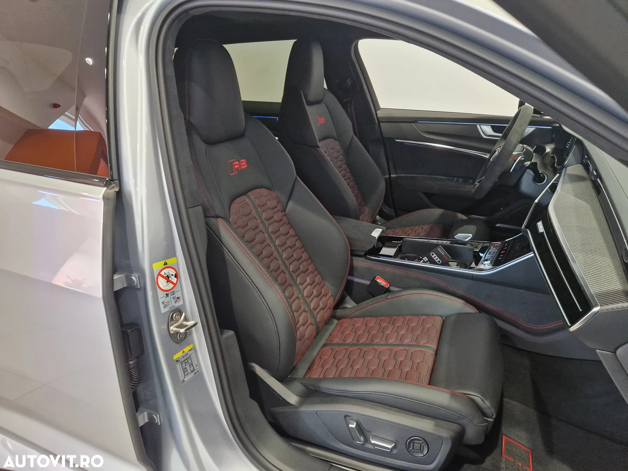Audi RS6 Avant Performance TFSI quattro Tiptronic MHEV - 13