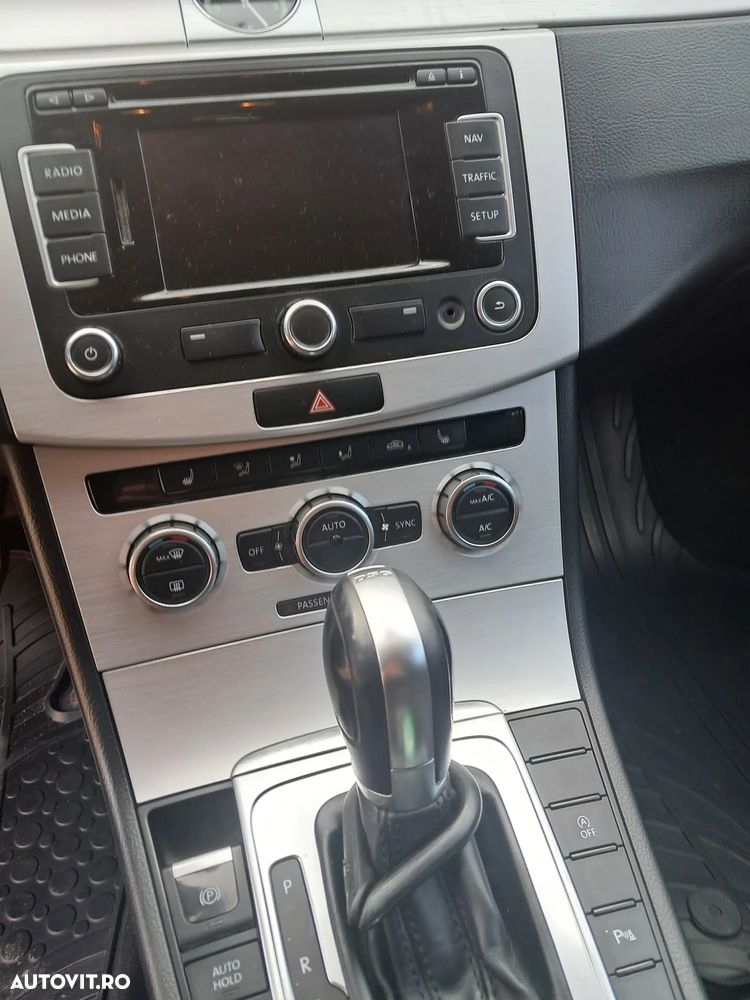 Volkswagen Passat CC 2.0 TDI DSG - 2