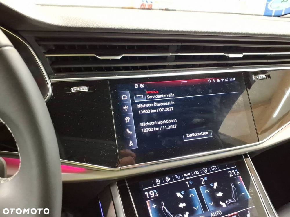 Audi Q8 - 7