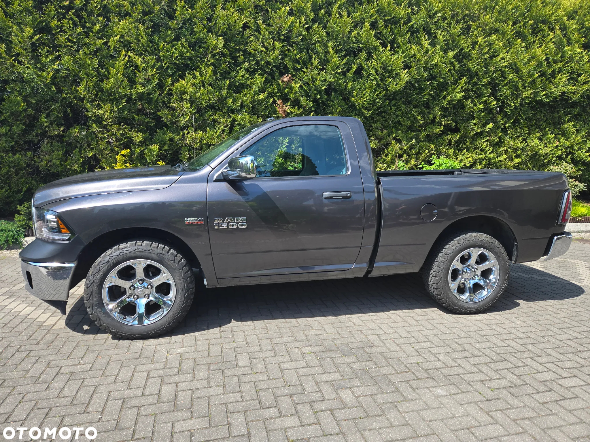 Dodge RAM 1500 5.7 4x4 - 17