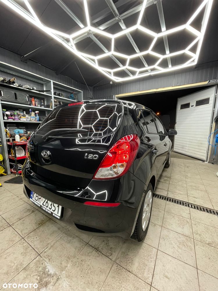 Hyundai i20 1.2 Trend - 9