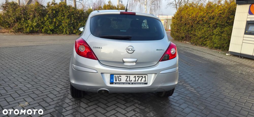 Opel Corsa 1.2 16V Enjoy - 12