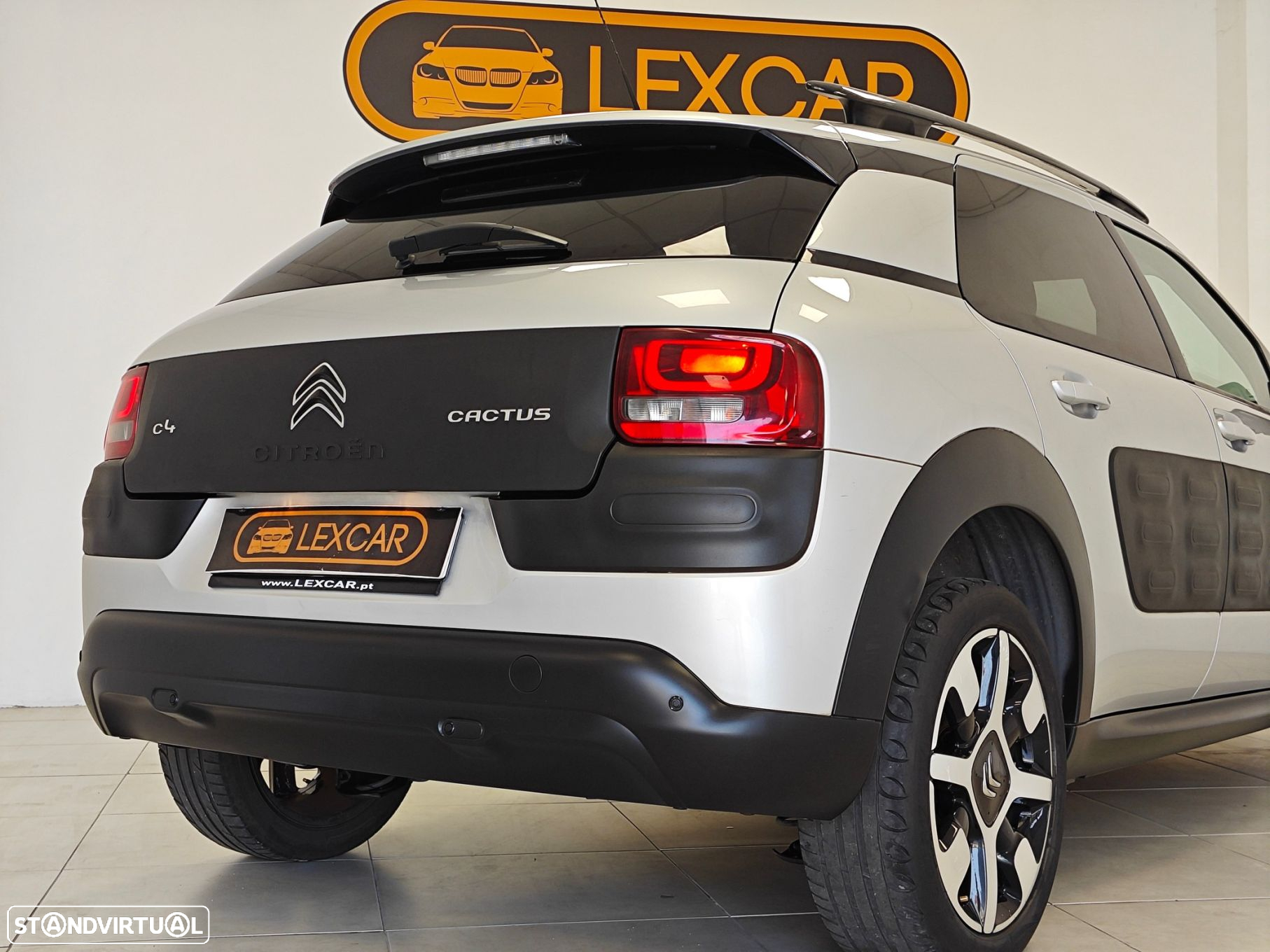 Citroën C4 Cactus 1.2 PureTech Shine - 16
