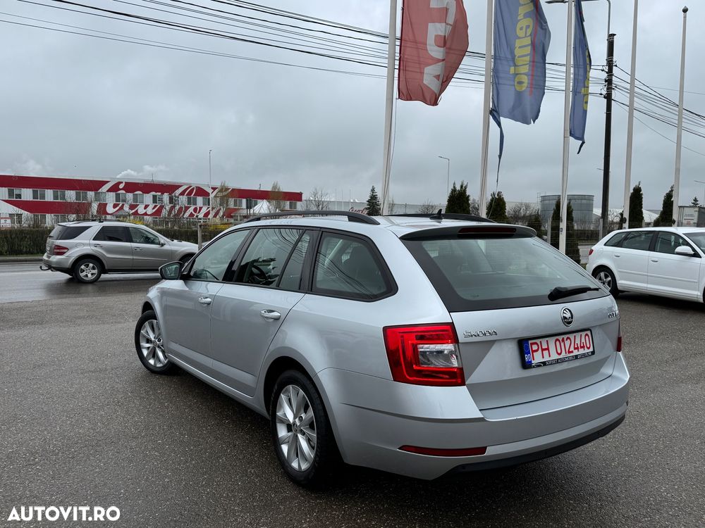 Skoda Octavia 2.0 TDI DSG Premium Edition - 17