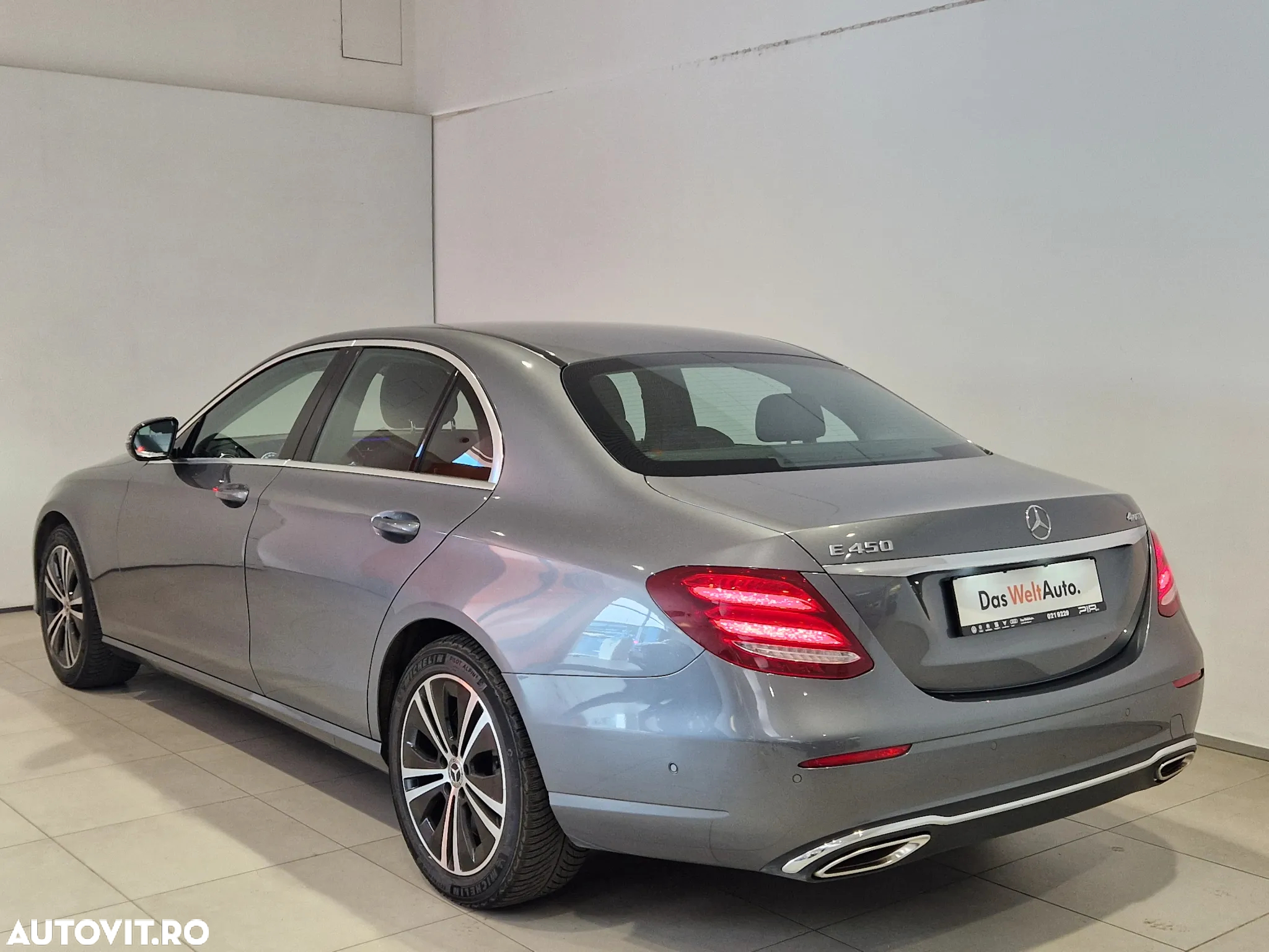 Mercedes-Benz E 450 4MATIC Aut. - 3