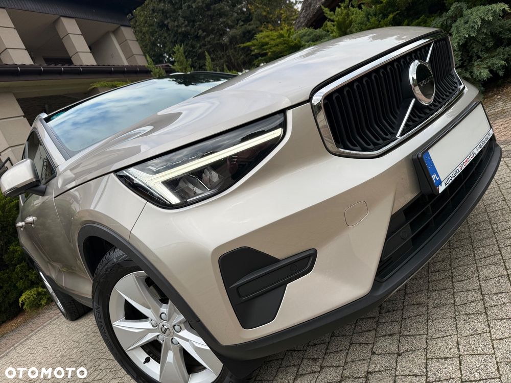 Volvo XC 40 B3 B DKG Plus Bright - 17