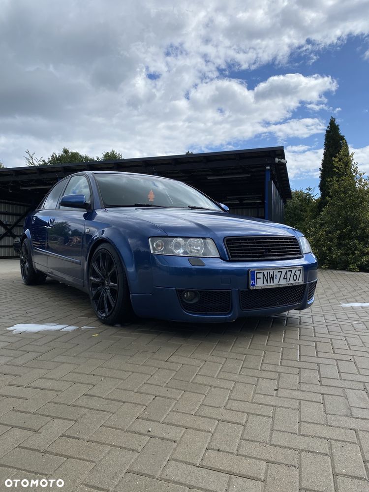 Audi A4 Limousine - 2