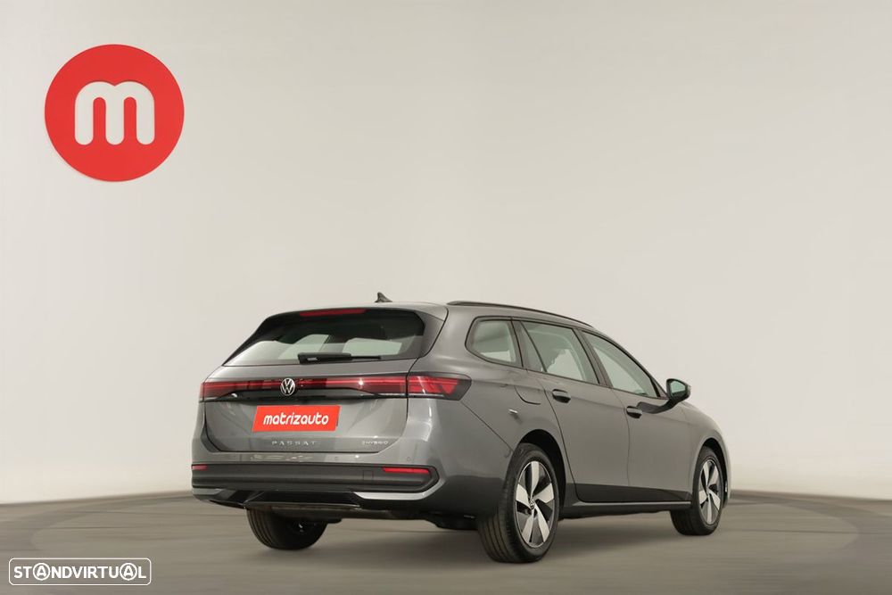 VW Passat Variant 1.5 TSI eHybrid DSG - 4