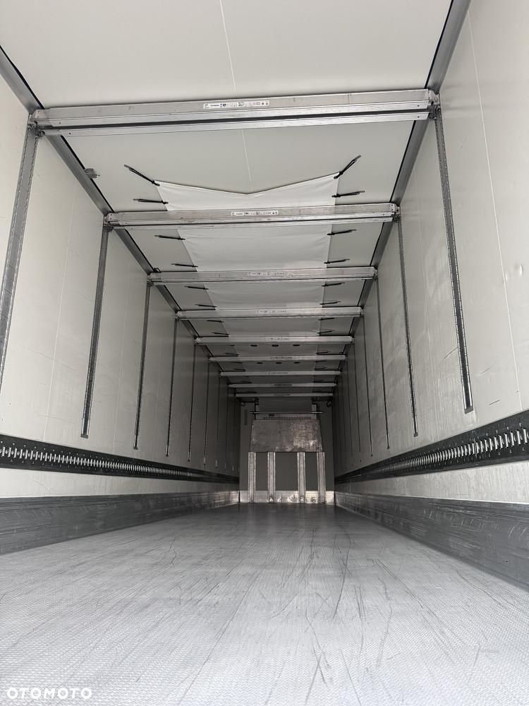 Krone ET:001  Carrier Vector 1950 , Doppelstock - 10