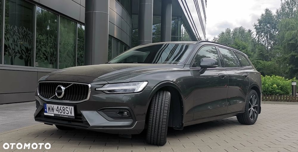 Volvo V60 B4 D Momentum - 1