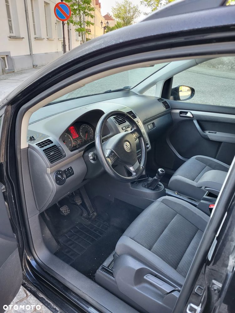 Volkswagen Touran 1.9 TDI Highline - 6